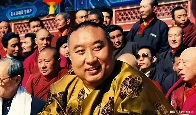 十世班禅主持僧侣会议